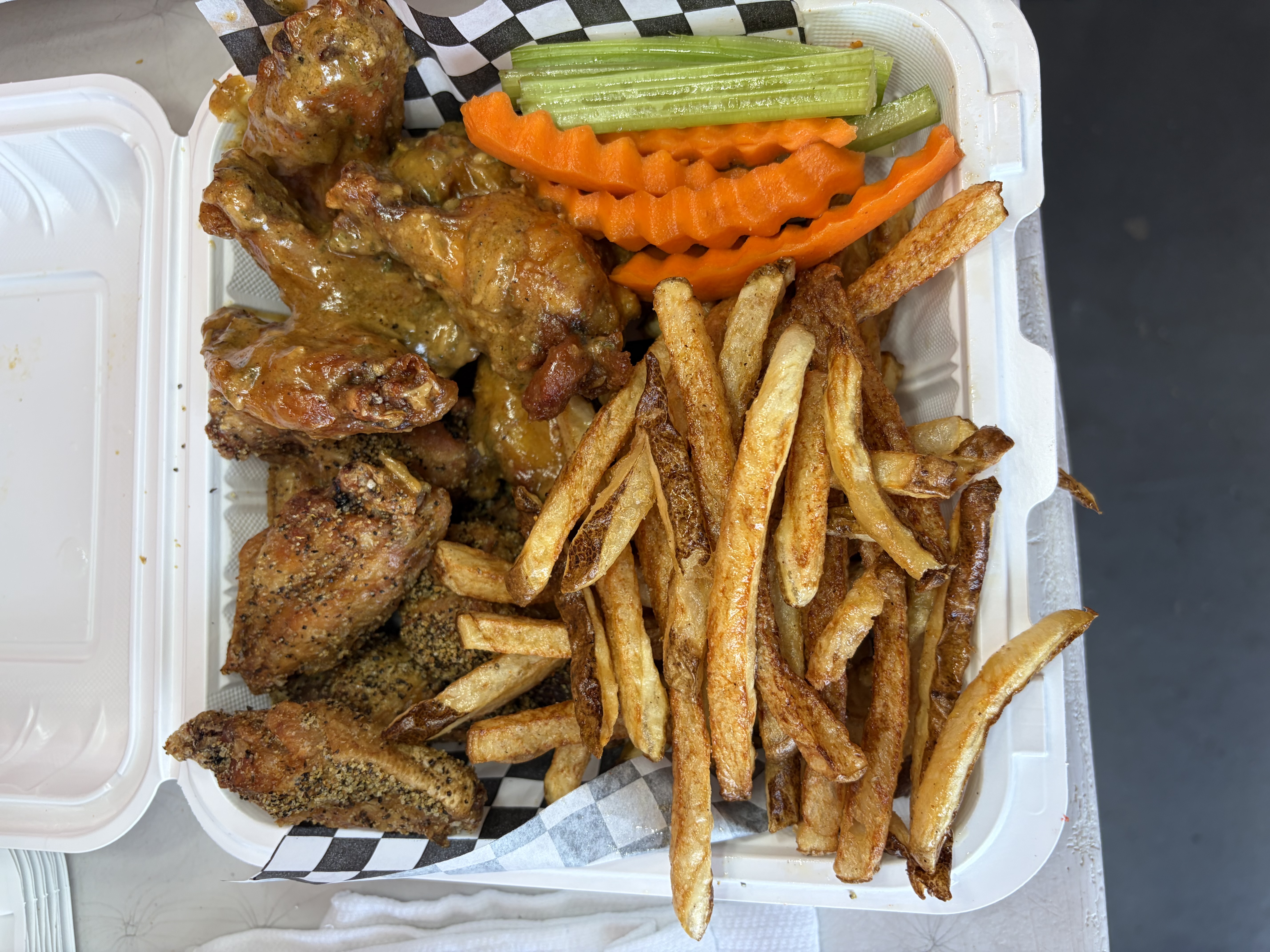 12 pcs wings combo